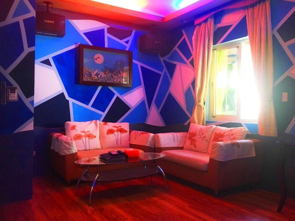 Swan Lake Motel Kujsan Kültér fotó