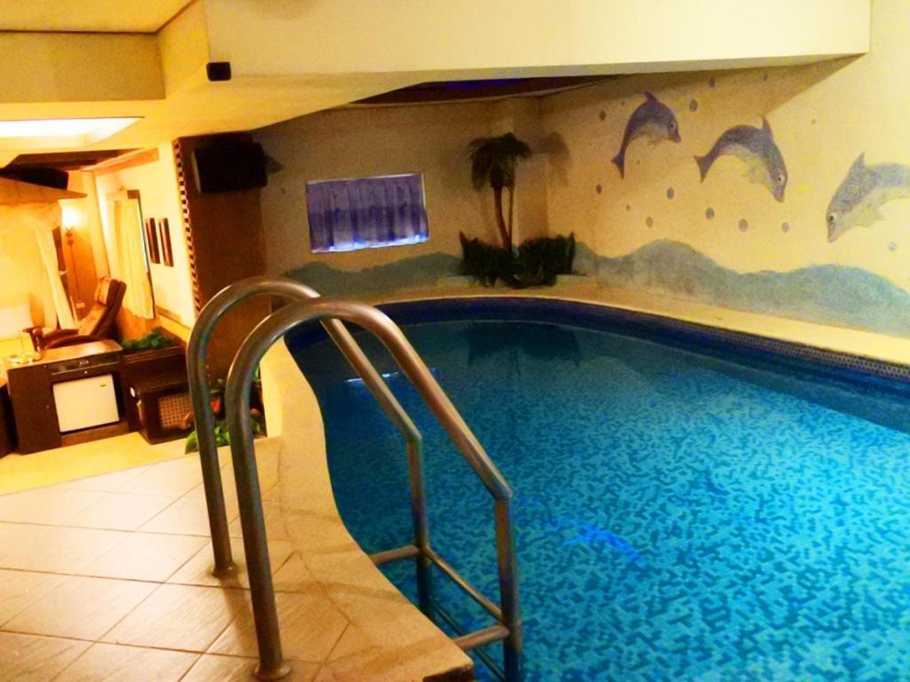 Swan Lake Motel Kujsan Kültér fotó